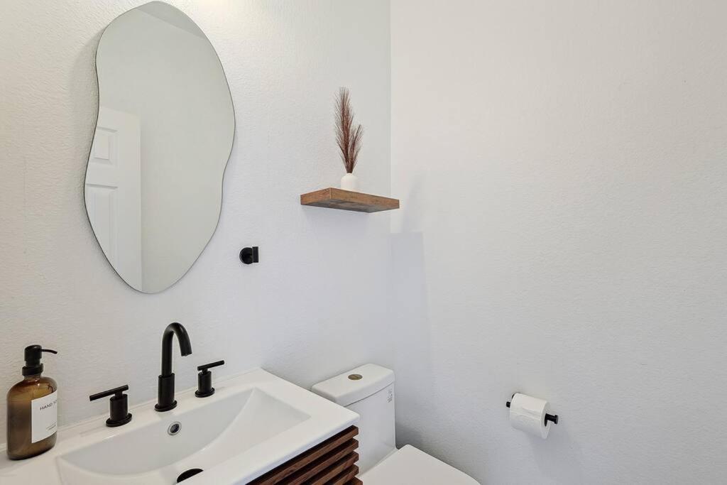 Willa Wellness Oasis 5Br W Pool + Huge Yard + Fire Pit Sachse Zewnętrze zdjęcie