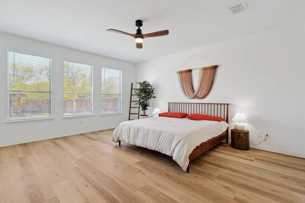 Willa Wellness Oasis 5Br W Pool + Huge Yard + Fire Pit Sachse Zewnętrze zdjęcie