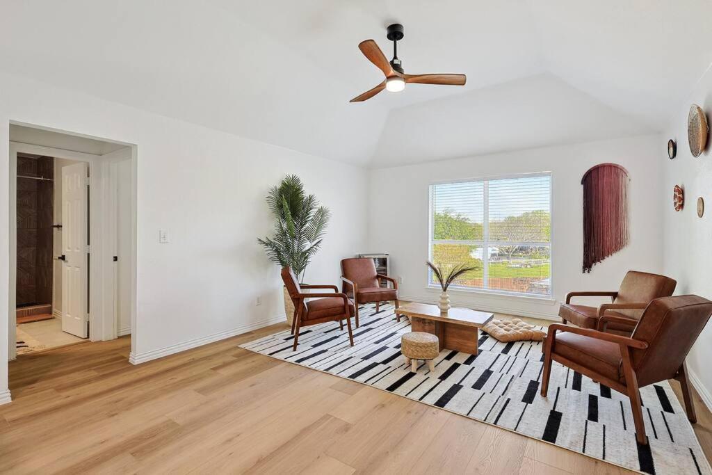 Willa Wellness Oasis 5Br W Pool + Huge Yard + Fire Pit Sachse Zewnętrze zdjęcie